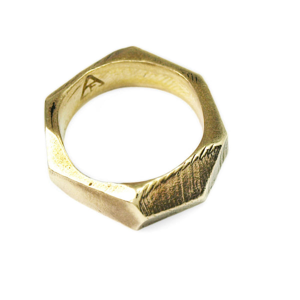 Size 6 - Lattice: Brass Ring Black Spinel
