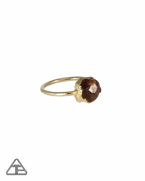 Size 6 - Vesper Peak Garnet Yellow Gold Crystal Talisman Ring